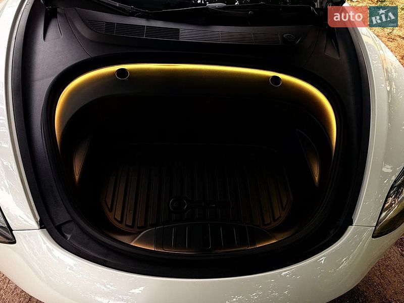 Седан Tesla Model 3 2023 в Фастове фото 10 Седан Tesla Model 3 2023 в Фастове
