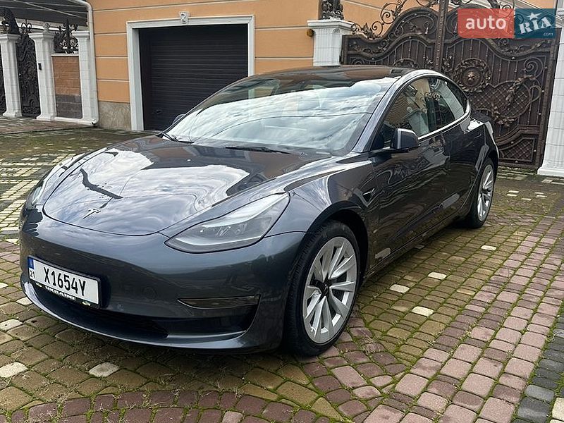 Седан Tesla Model 3 2022 в Харькове