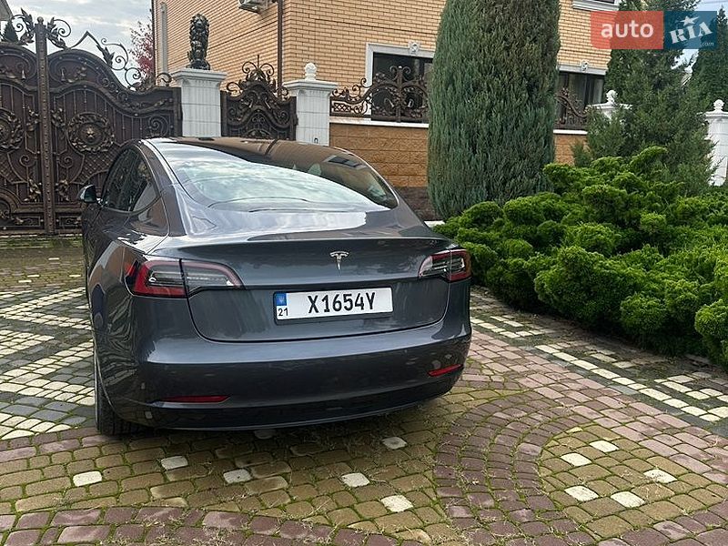 Седан Tesla Model 3 2022 в Харькове