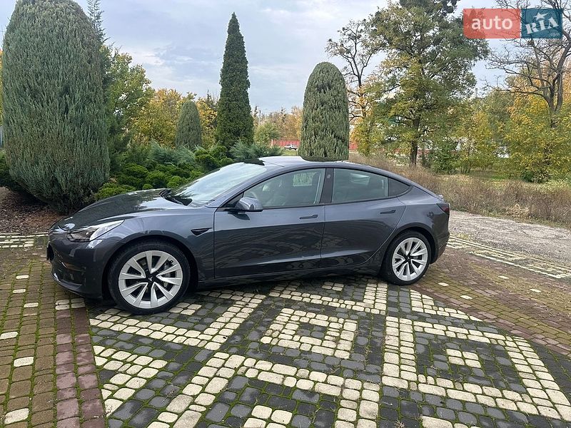 Седан Tesla Model 3 2022 в Харькове