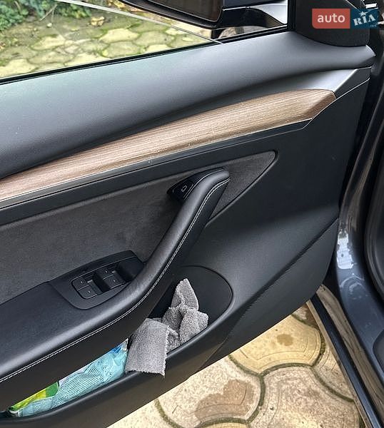 Седан Tesla Model 3 2022 в Харькове