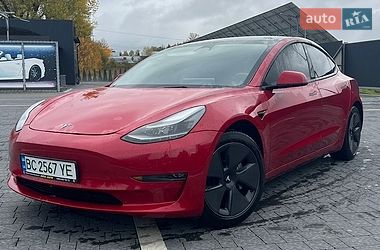Седан Tesla Model 3 2022 в Самборе
