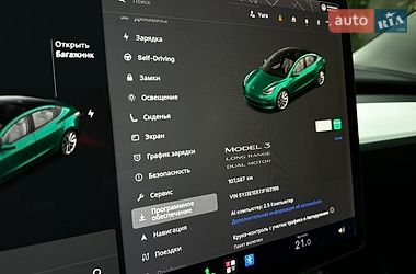 Седан Tesla Model 3 2018 в Львове