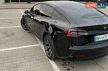 Седан Tesla Model 3 2021 в Одессе