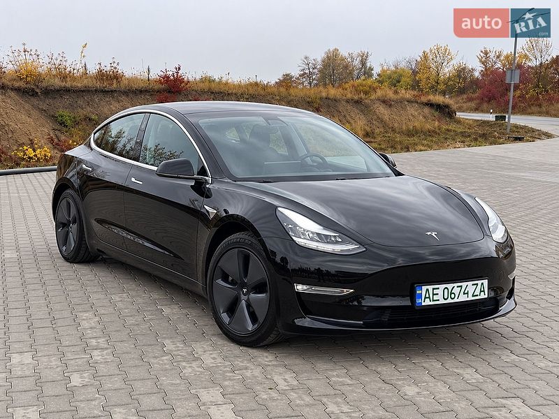 Tesla Model 3 2018