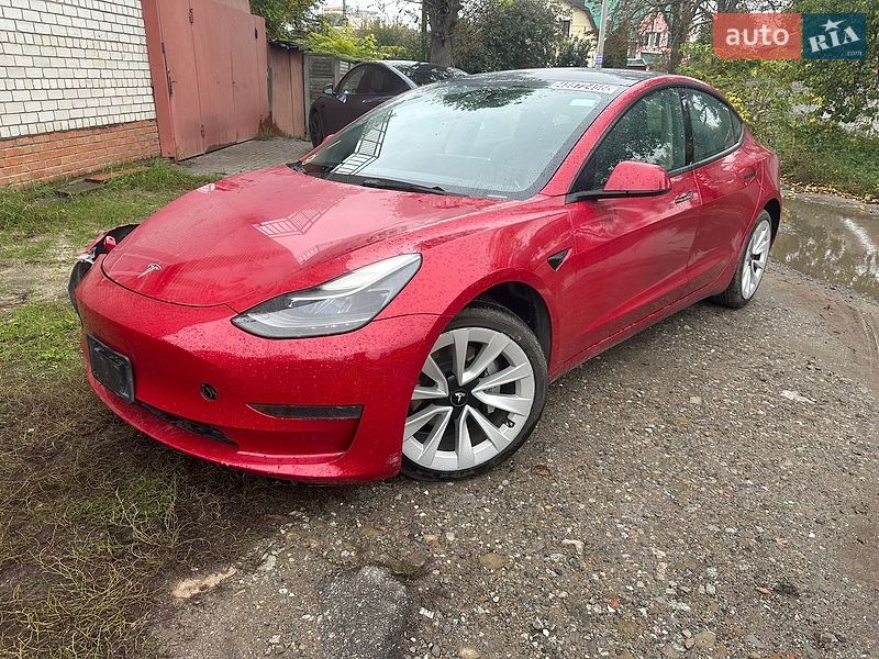 Седан Tesla Model 3 2022 в Харькове