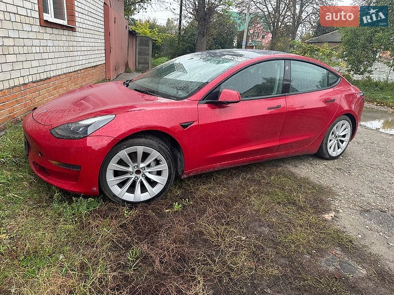 Седан Tesla Model 3 2022 в Харькове