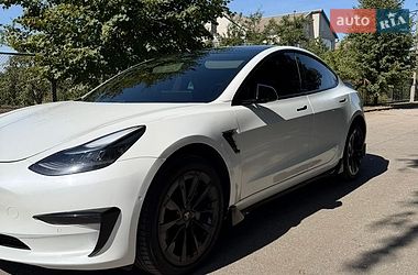 Седан Tesla Model 3 2021 в Запоріжжі фото 2 Седан Tesla Model 3 2021 в Запоріжжі