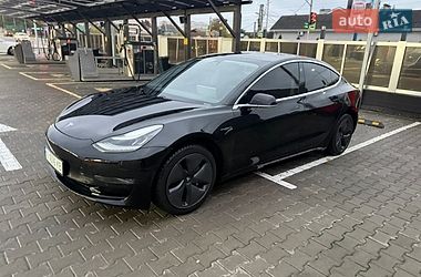 Седан Tesla Model 3 2020 в Києві