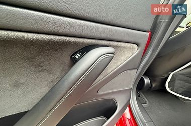 Седан Tesla Model 3 2019 в Трускавці
