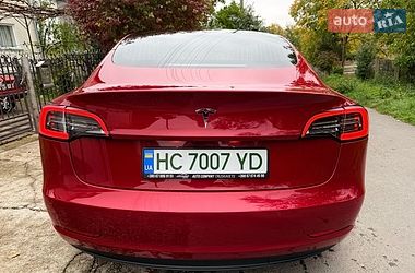 Седан Tesla Model 3 2019 в Трускавці