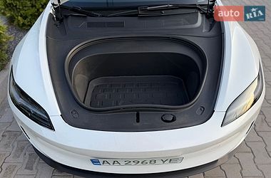 Седан Tesla Model 3 2024 в Миколаєві