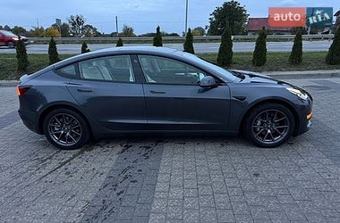 Седан Tesla Model 3 2022 в Львові