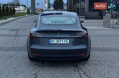 Седан Tesla Model 3 2022 в Львові
