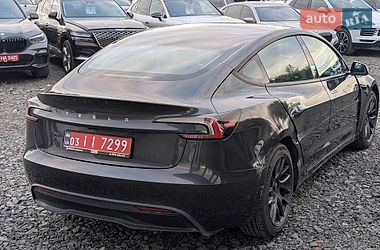 Седан Tesla Model 3 2024 в Луцьку