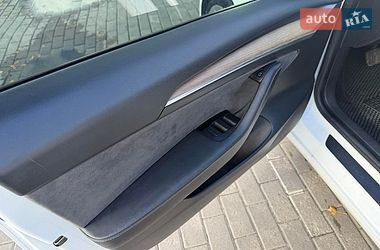 Седан Tesla Model 3 2021 в Полтаві