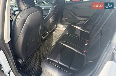 Седан Tesla Model 3 2021 в Полтаві