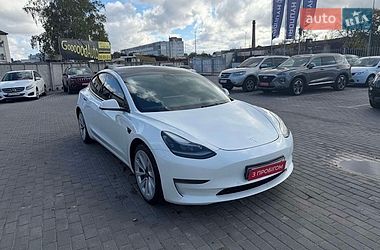 Седан Tesla Model 3 2021 в Полтаві