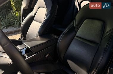 Седан Tesla Model 3 2019 в Кам'янець-Подільському