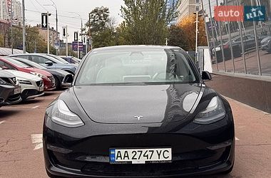 Седан Tesla Model 3 2019 в Києві