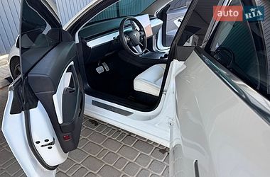 Седан Tesla Model 3 2019 в Вінниці