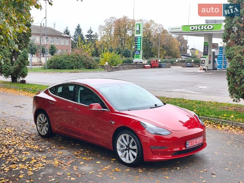 Седан Tesla Model 3 2018 в Белой Церкви