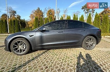 tesla model-3 2023 в Харьков от профессионального продавца Андрей