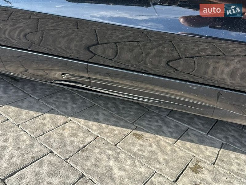 Седан Tesla Model 3 2019 в Львове