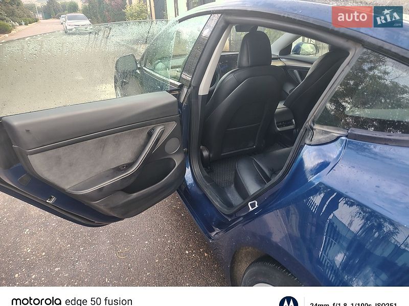 Седан Tesla Model 3 2021 в Одессе