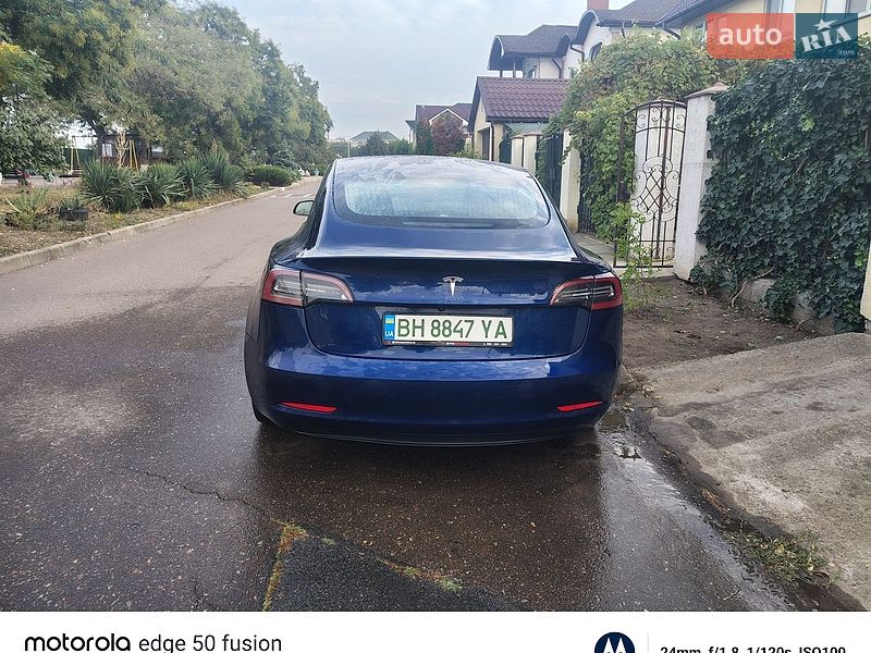 Седан Tesla Model 3 2021 в Одессе