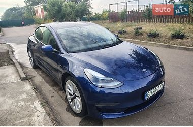 Седан Tesla Model 3 2021 в Одессе