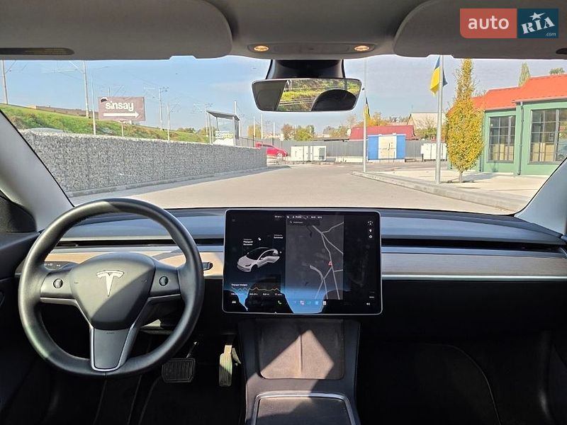 Седан Tesla Model 3 2021 в Ирпене