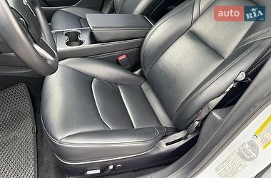 Седан Tesla Model 3 2019 в Одессе