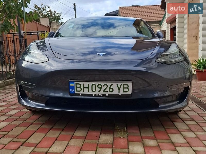 Седан Tesla Model 3 2018 в Одессе