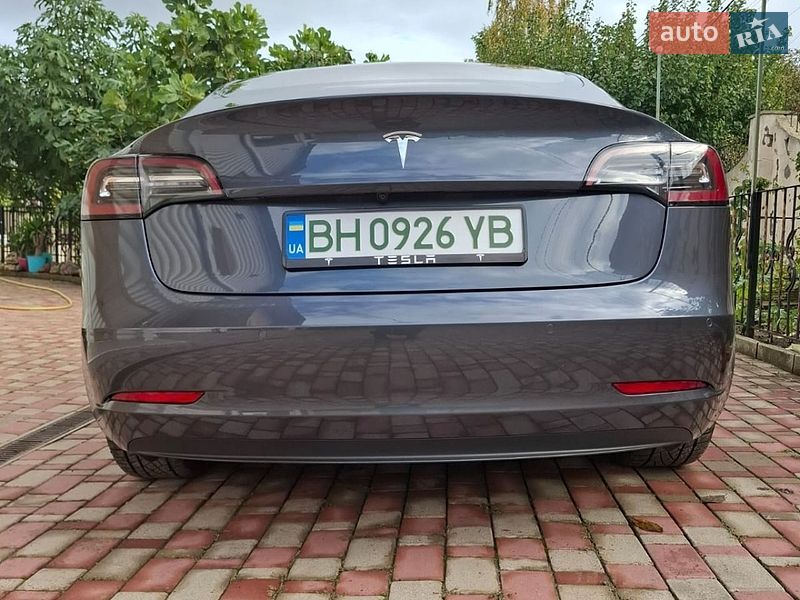 Седан Tesla Model 3 2018 в Одессе