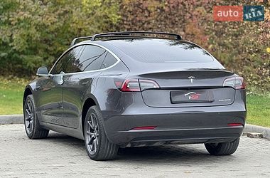 Седан Tesla Model 3 2019 в Тернополі