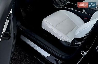 Седан Tesla Model 3 2020 в Івано-Франківську