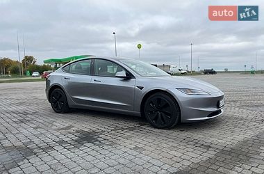 Седан Tesla Model 3 2025 в Радивиліві фото 8 Седан Tesla Model 3 2025 в Радивиліві