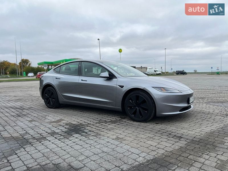 Седан Tesla Model 3 2025 в Радивиліві фото 8 Седан Tesla Model 3 2025 в Радивиліві