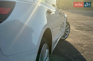 Седан Tesla Model 3 2019 в Киеве