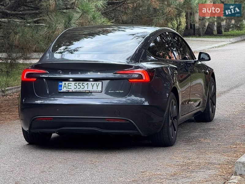 Седан Tesla Model 3 2025 в Дніпрі фото 7 Седан Tesla Model 3 2025 в Дніпрі