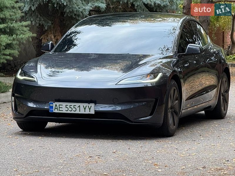 Седан Tesla Model 3 2025 в Дніпрі фото 4 Седан Tesla Model 3 2025 в Дніпрі