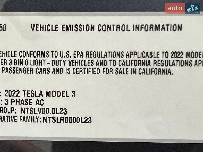 Седан Tesla Model 3 2022 в Івано-Франківську