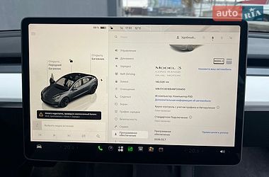 Седан Tesla Model 3 2022 в Івано-Франківську