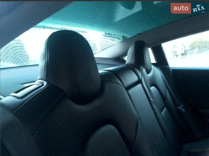 Седан Tesla Model 3 2019 в Тернополе