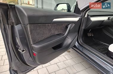 Седан Tesla Model 3 2022 в Івано-Франківську