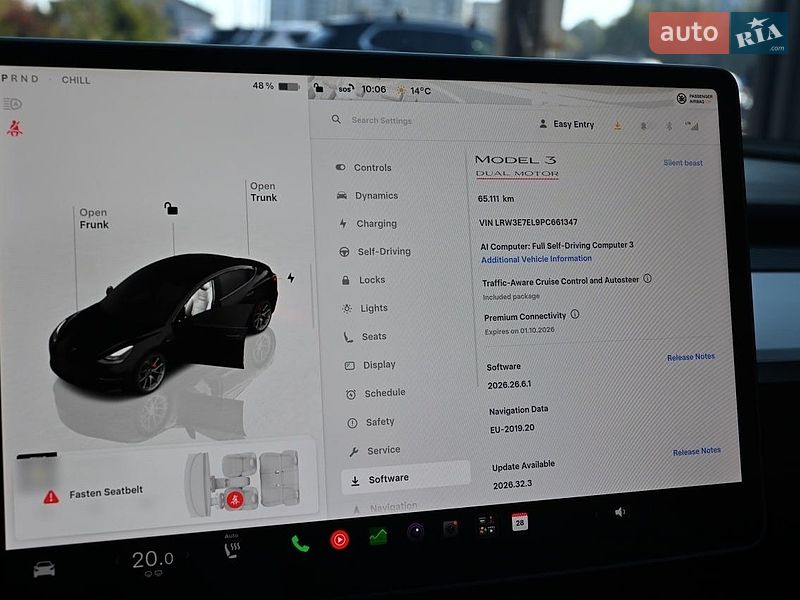 Седан Tesla Model 3 2022 в Львове