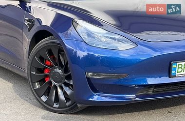 Седан Tesla Model 3 2023 в Одессе