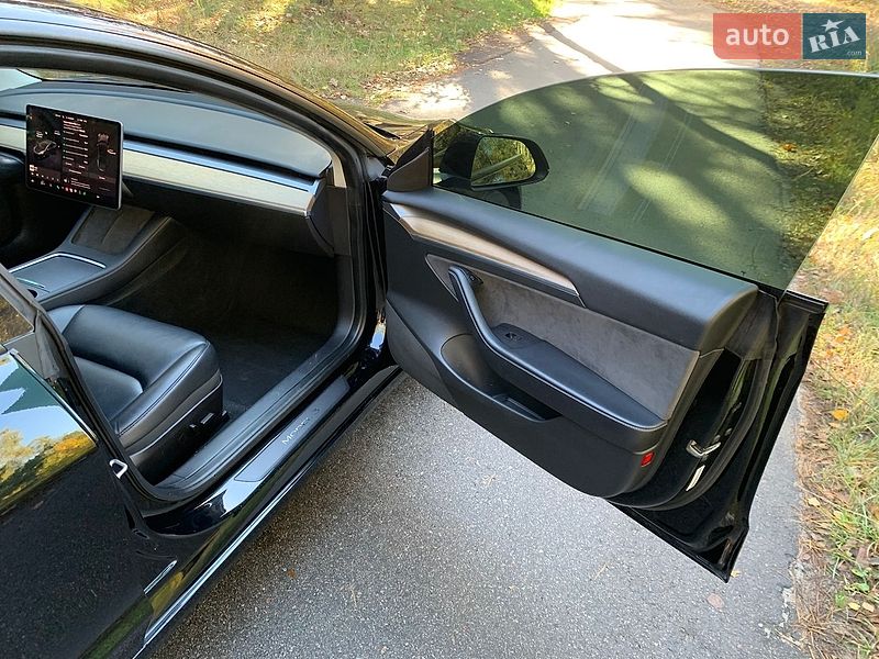 Седан Tesla Model 3 2022 в Киеве фото 13 Седан Tesla Model 3 2022 в Киеве