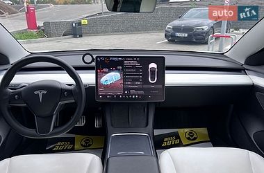 Седан Tesla Model 3 2022 в Львові